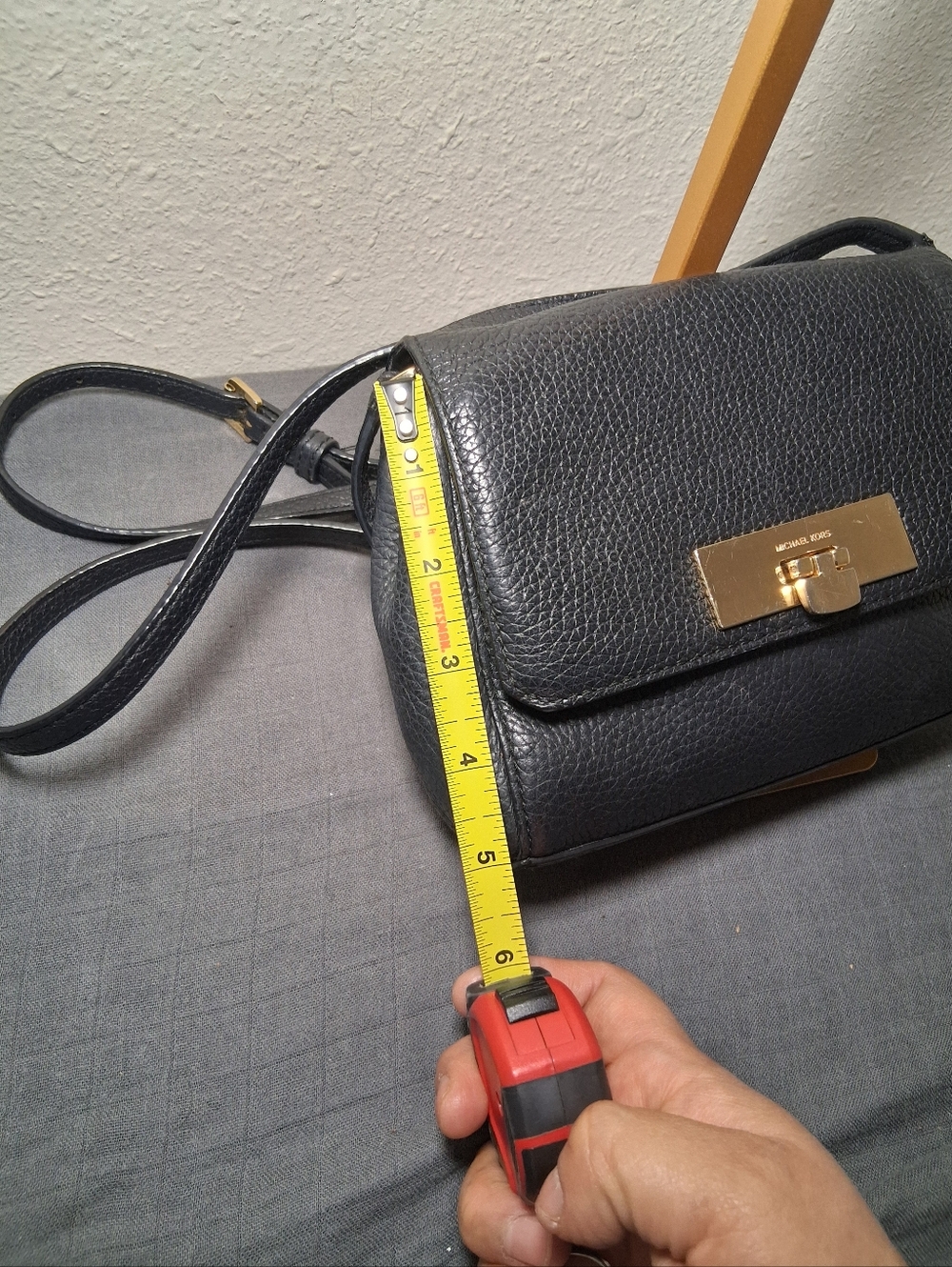 Michael Kors Small Callie Black Crossbody With Adjustable Strap - Picture 9 of 10